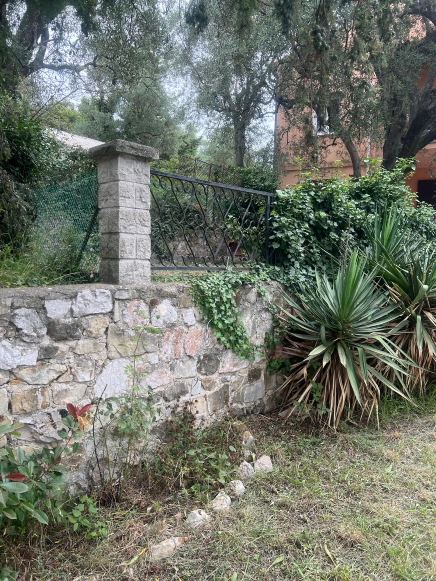 Bas De Villa Vue Mer Eze Village Exterior foto
